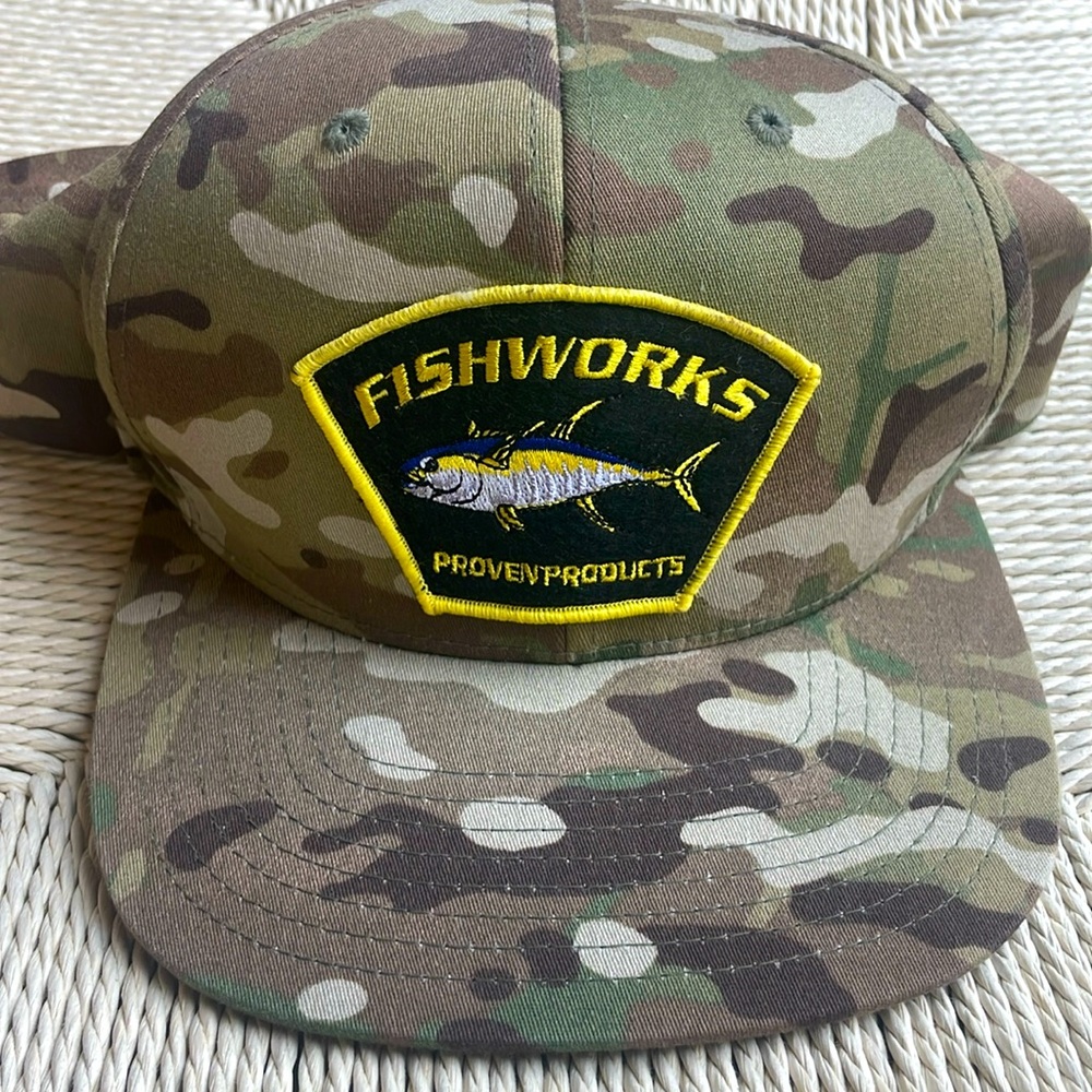 Fishworks Camouflage Snap back Baseball Hat 93% cotton NWOT